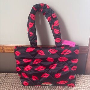 Betsey Johnson Red Lips Holding Pattern Pillow Tote Bag Red Black Quilted NEW